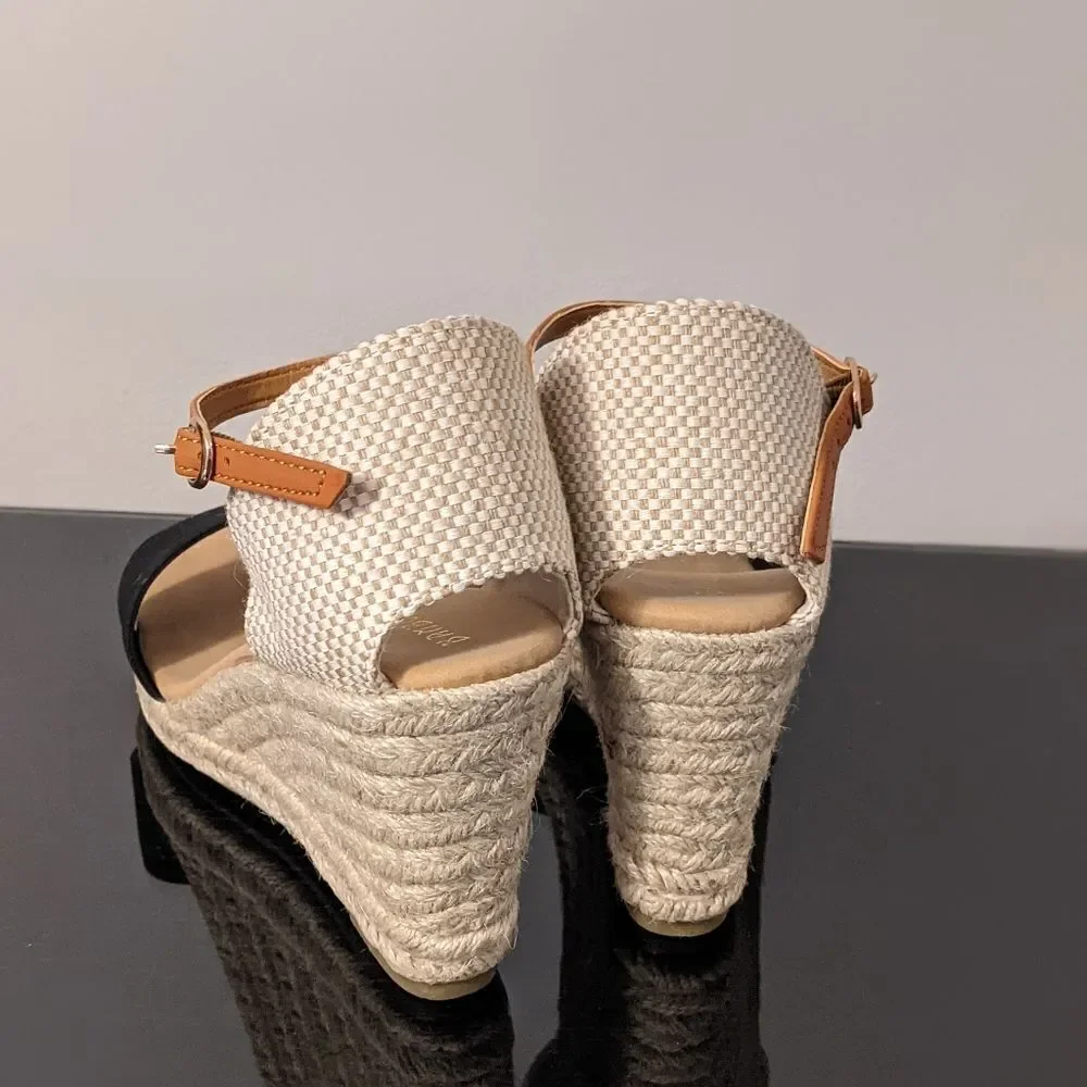 Bamboo wedge